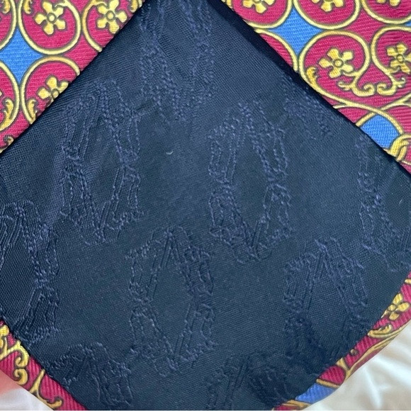 Bally Necktie red yellow blue Geometric Italy Made Business Casual Silk Mens Tie - Picture 7 of 7